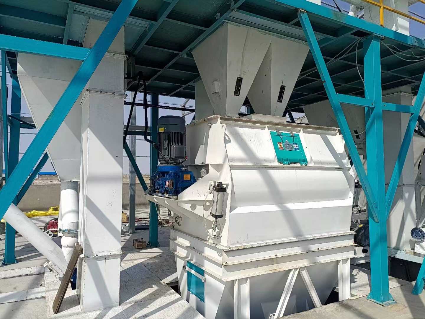 高效協同，全程智造 解析大型飼料生產線設備的集成化運作